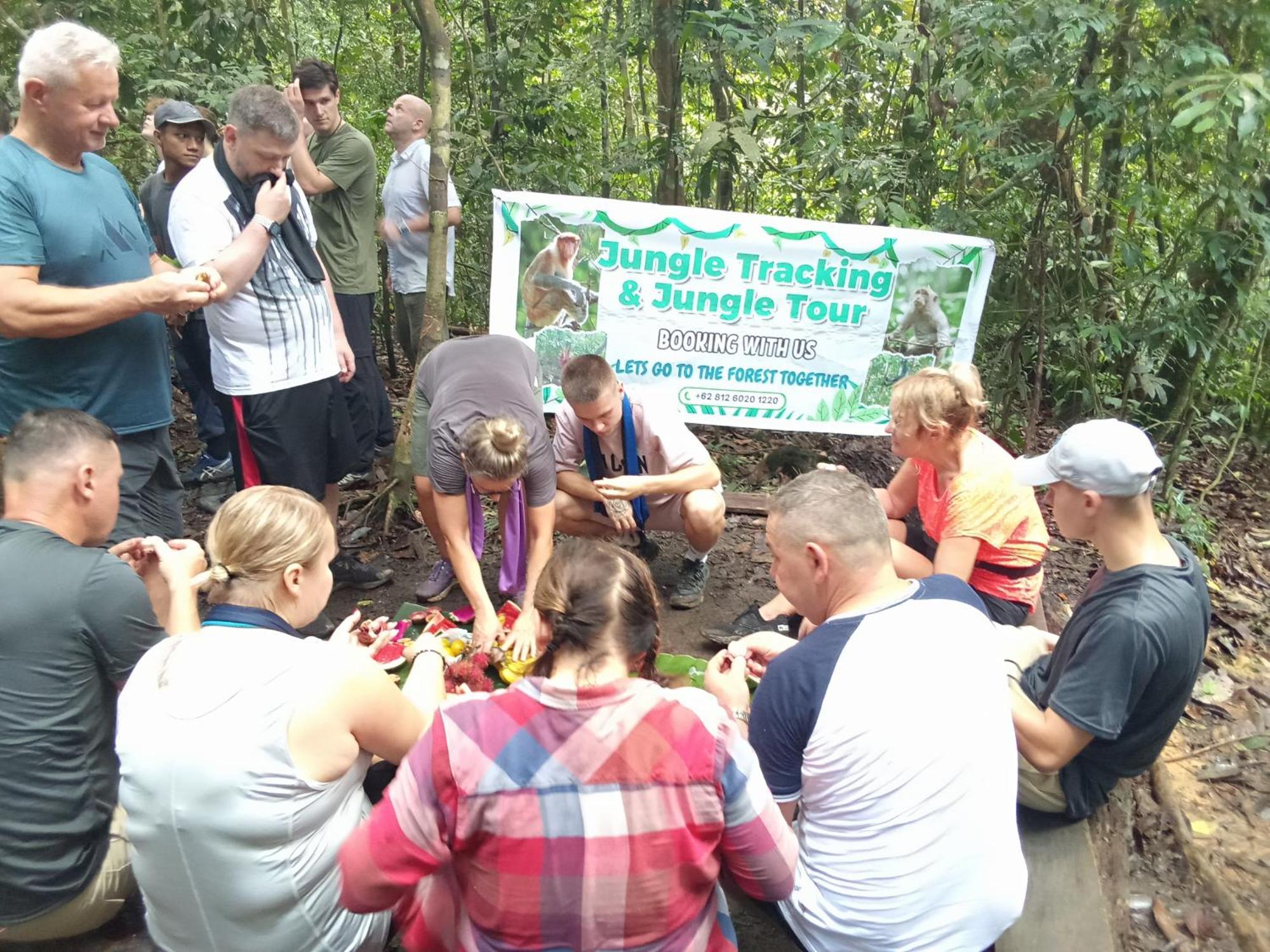 Jungle Treking & Jungle Tour If You Want To Stay Here,You Must Book Treking Only With Us Bukit Lawang Esterno foto