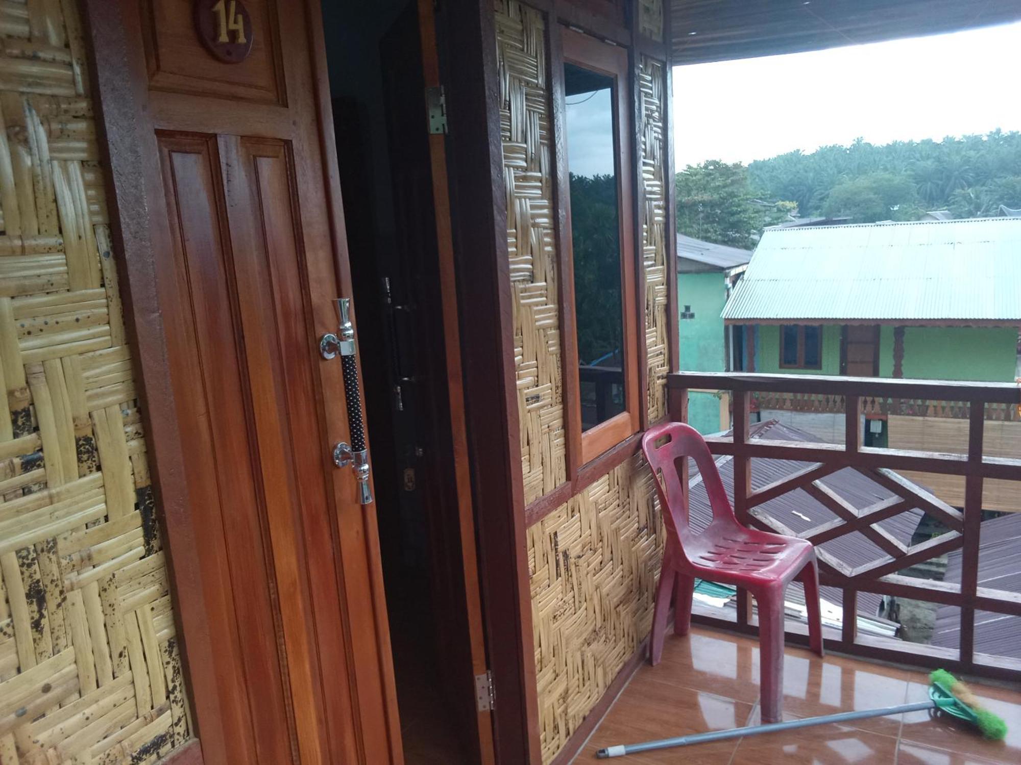 Jungle Treking & Jungle Tour If You Want To Stay Here,You Must Book Treking Only With Us Bukit Lawang Esterno foto
